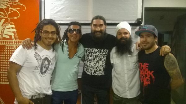 KARLOSMKG's tweet photo. Con un gran artista .. Hugo Varela http://t.co/kUxXVjCvqL