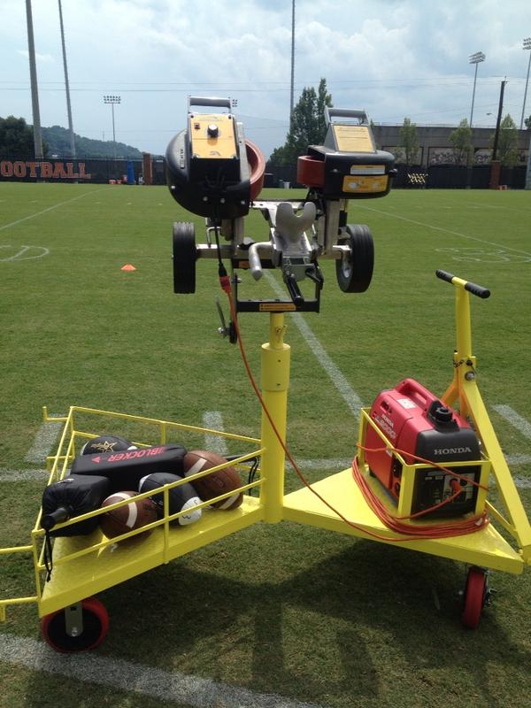 Vol_Football's tweet image. Ready to fire passes today ...
