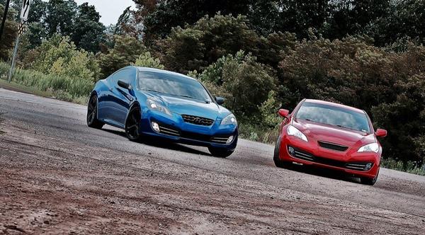 FancyCarFanatic's tweet image. Two nice looking Genesis Coupes