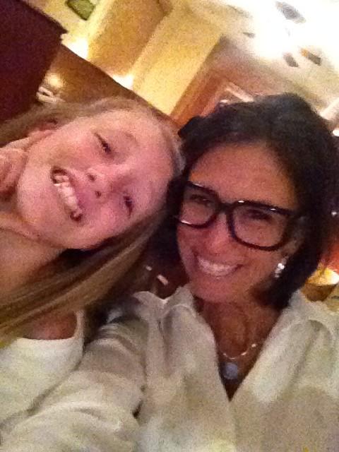 megvanliew's tweet photo. Wearing these glasses at dinner #embarassingchildrenisfun http://t.co/yCUHt8oLEK