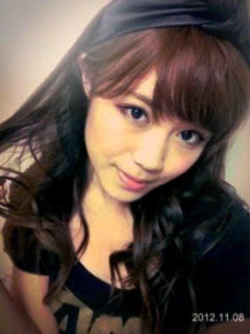 鷲尾伶菜画像宅急便 No Twitter ヘアバンドと巻き髪で一段と女性らしいれいちぇる Http T Co Dcjqmwbbao