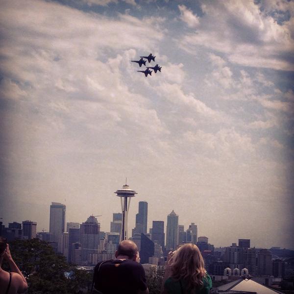 U.S. Navy Blue Angels flying over our city. #seattle #seafair2014 #blueangels #kerrypark