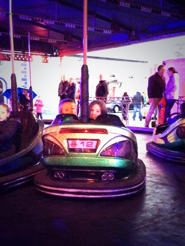 Great fun tonight at Murray's Amusements at <a href="/BallygarCarniva/">Ballygar Carnival</a> #childhoodmemories #BallygarCarnival2014 #waltzer