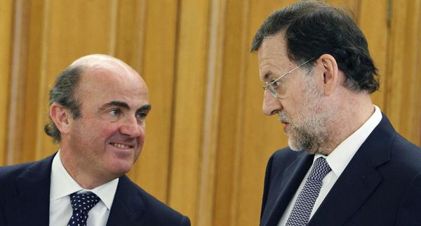 elconfidencial's tweet photo. #LoMásLeído: Tres argumentos a favor y uno en contra para hacerse ahora un plan de pensiones http://t.co/iUR0XeTJOG http://t.co/IMi2ByvsFn