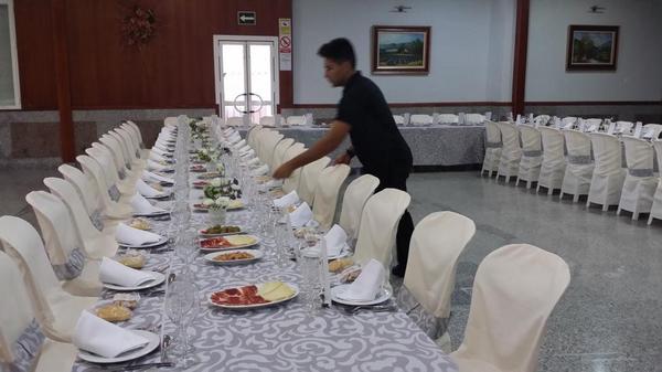 <a href="/TorrevictoriaS/">Torrevictoriaeventos</a> ha celebrado hoy comida familiar. Una de nuestras preferidas. <a href="/poinprogresa/">Maria Isabel</a> <a href="/eldetalledeana/">ANA MARIA BARRIOS</a>