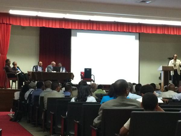 henokgabisa's tweet photo. #OSA2014 continues with some good discussion on #Oromo discourse. http://t.co/bEQ1cmcPgL