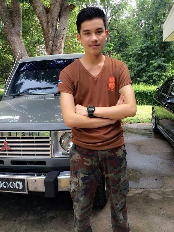thaisoldier_'s tweet photo. หล่อป่าวครับ #RTถ้าหล่อ http://t.co/RHzaFlkVqh