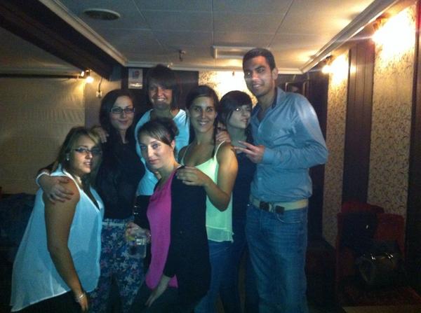 Aliciotta23's tweet photo. Guapiiiiiisiiimas y #juanma jajaj @EsterAS1 @raquelro789 @Teresa_GH @leticiagarcia24 @InmaLoki http://t.co/DYcdvnekJA