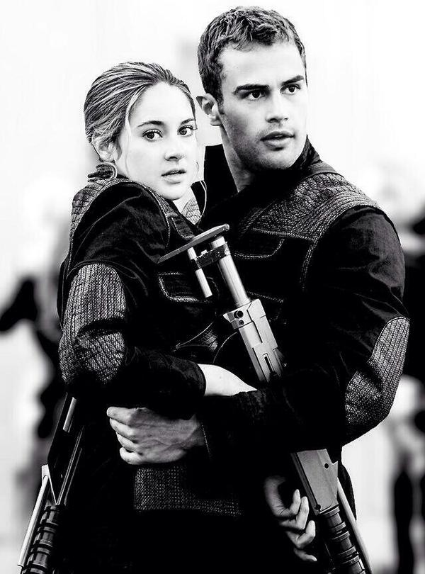 otperfection's tweet photo. Tris and Tobias http://t.co/IykpvO0oEI