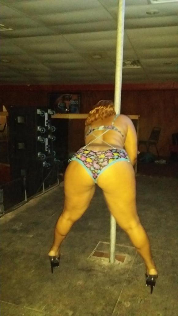 KCsPlace's tweet photo. Yes with  her cuzzing http://t.co/Y5iM7lXRqx