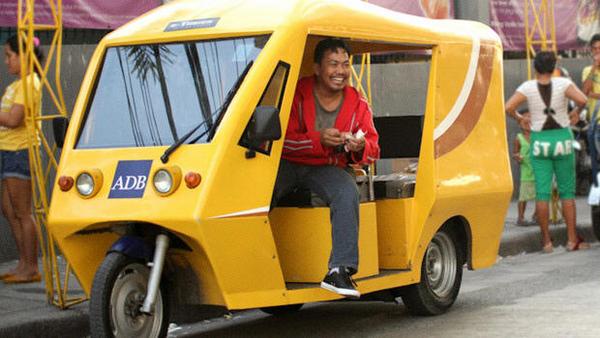 patungan yuk :) RT <a href="/SydSalesman/">Titénono Kowé! 🇮🇩</a>: "Manila is building 100,000 electric trike f-st.co/JVG3CY9 " <a href="/kristelcuenta/">Kristel Cuenta</a>