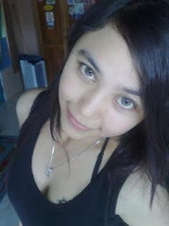 Dewi_wet's tweet photo. Cantik gak say http://t.co/34QcT79QtG