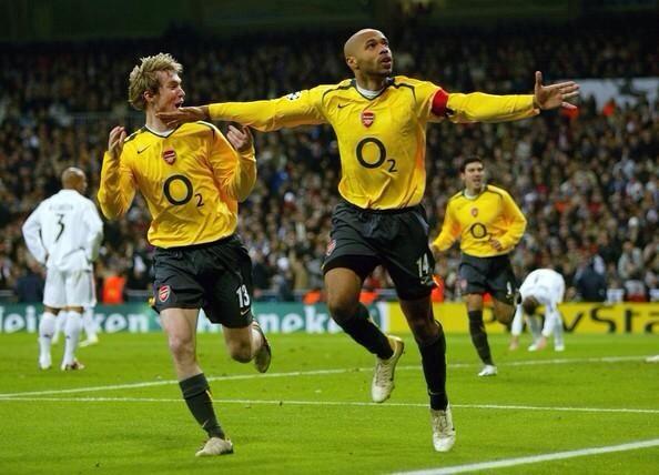 itz_fat1's tweet image. 15 years ago today, Arsenal signed the King, Thierry Henry!