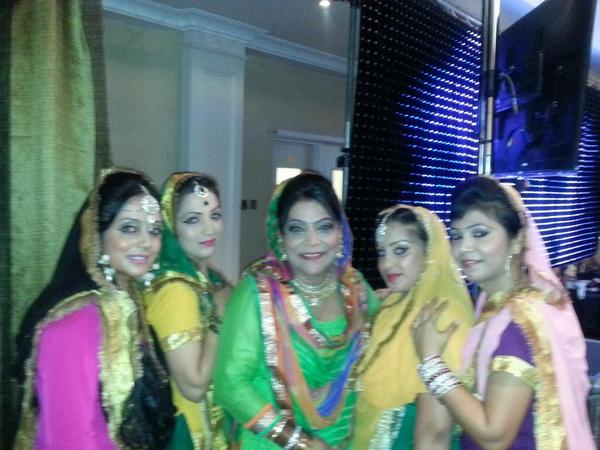 Desi Divas tweet media