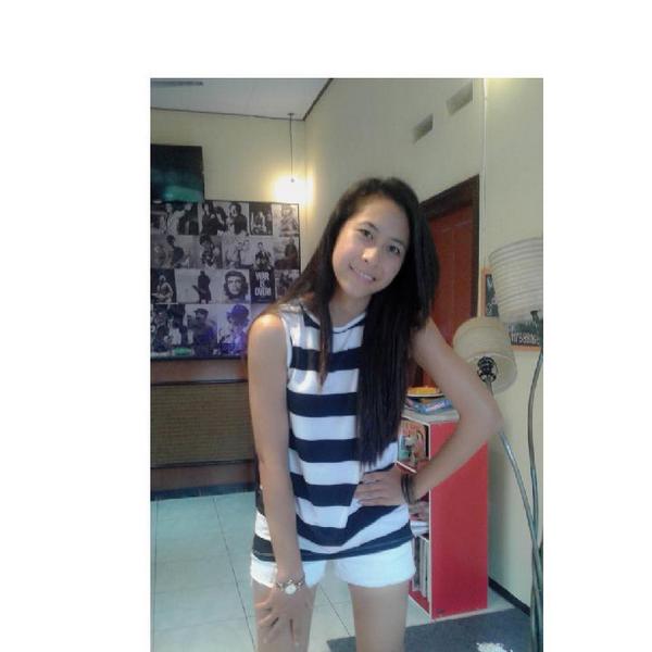Ledy Kristyanti77 (@ledykristyanti) on Twitter photo 