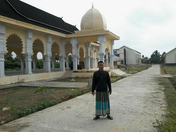 fadhli05's tweet photo. http://t.co/BVdoZxYIra