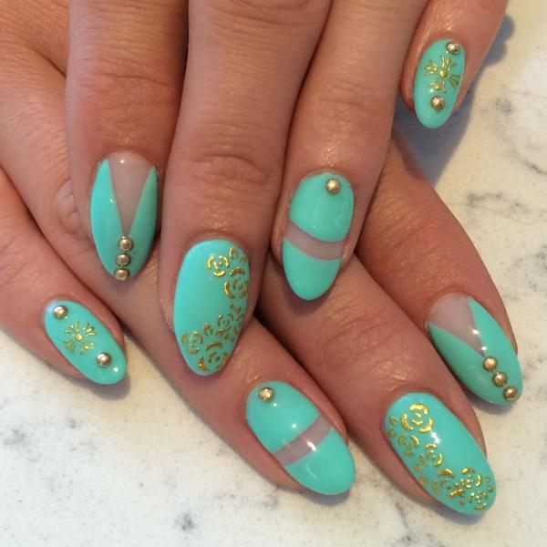 tiffany blue and gold nails