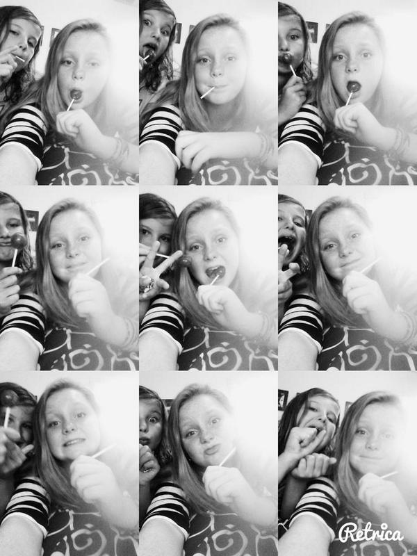 ejoncomp's tweet image. Hanging with Victoria!!!!! The best neighborhood ever!!!!