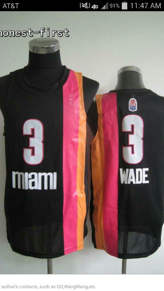 uiucjerseys's tweet image. FOR SALE DWANE WADE. $30 plus FREE SHIPPING. Mens Medium. Dm for inquiries