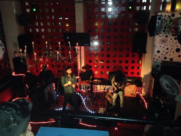 THEMSSPCS's tweet photo. Empezó el festival #oyemirock!! http://t.co/TitlYIdILN