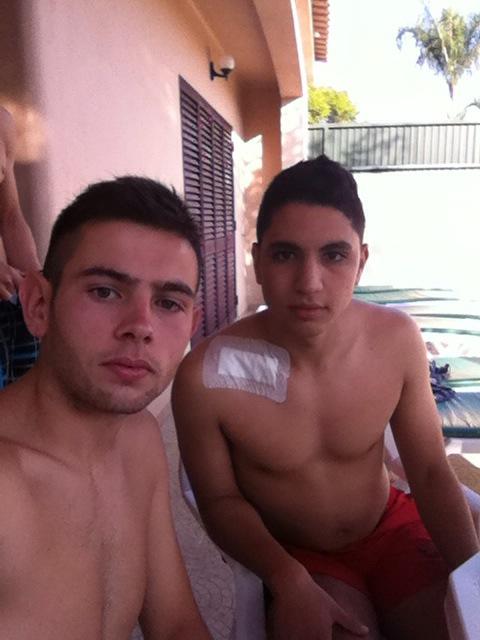 BourVictor's tweet image. Albufeira avec les hatoun @mehdiabb @MathieuFranck1 @AlexPerraux  @ClmentLefol