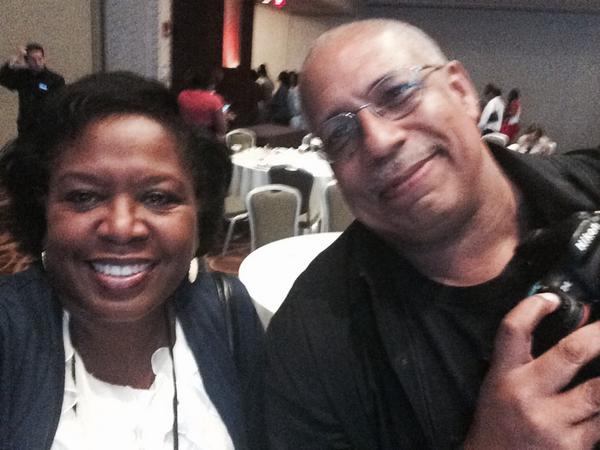 This is what <a href="/NABJ/">#NABJ Headquarters ✊🏾🖊️🎙️💻 📷 🎥 📝 🔈</a> is all about. Networking &amp; Great Friendships. I met Mark when I was college student.  #NABJ14