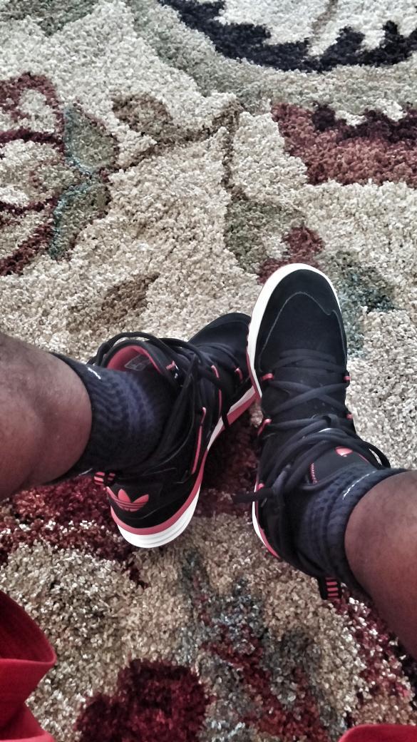 IreneMajor's tweet photo. Love my Adidas! http://t.co/OEk4ox5B4D