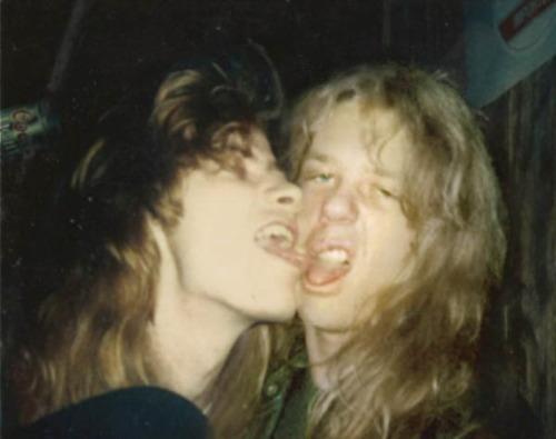 Happy Birthday James Hetfield! Kisses for you :3 