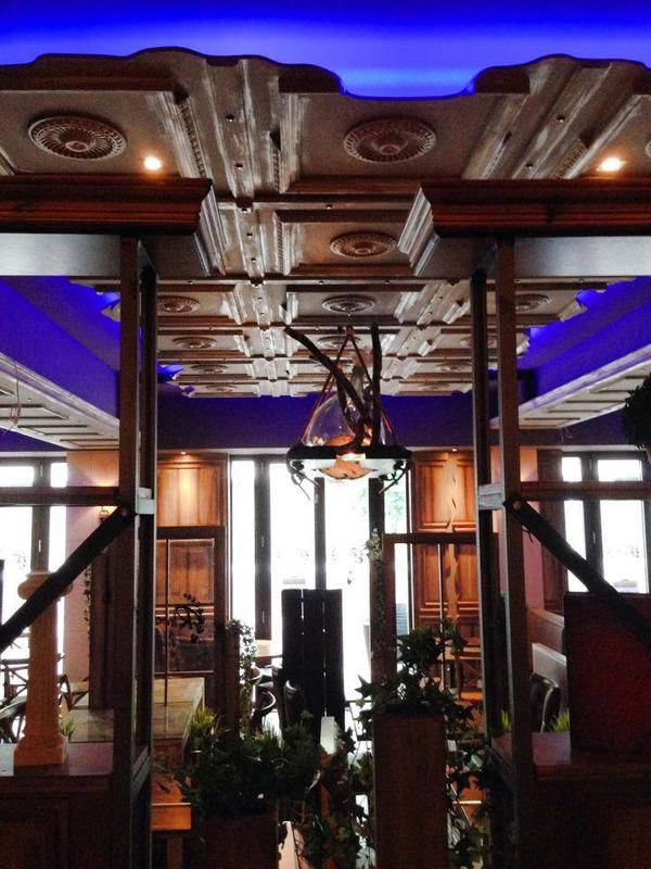 Restaurant #Rhodos in #Deurne heeft een metamorfose ondergaan. Je kunt wel zien waardoor ze geïnspireerd zijn. #TOP!