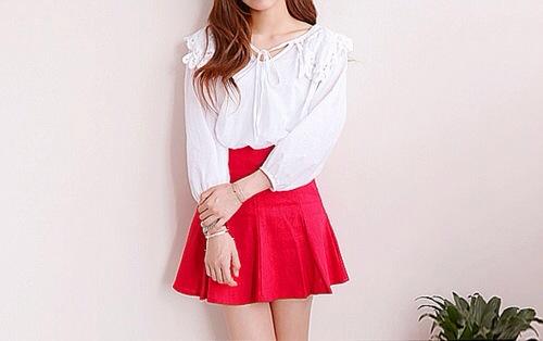 Bugünkü son kombin kırmızı olmalıııı 💃😘❤️ öpüldünüz...