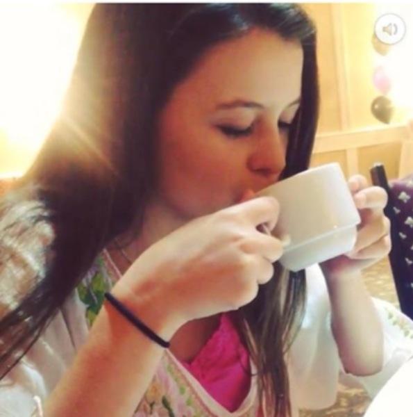 Tweet: Tea time!