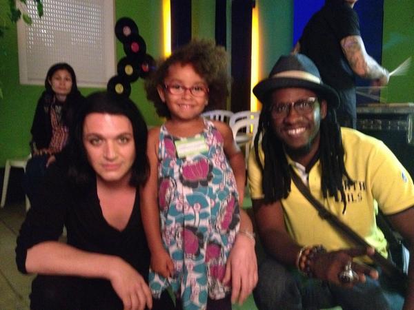 SyllaKa's tweet photo. Brian Molko Placebo / s'´´) / Kara Sylla Ka paléo 2014 il a place beau cette tof// car il accepte jamais/: thanks http://t.co/eYT7JF1QUQ