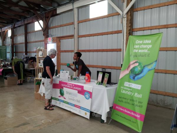 SmartKleanPa's tweet image. Awesome day artFarmFest 2014. It all about keeping toxins out of your body.
smartkleanlife.com