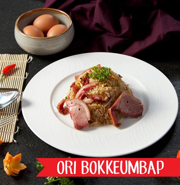 TheOriID's tweet photo. Ori Bokkeumbap - Korean fried rice with smoked duck http://t.co/lc2hNaxlIz