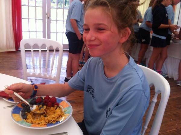 LiveBorders's tweet image. #investindevelopment  Athletes will learn about the importance of diet and nutrition