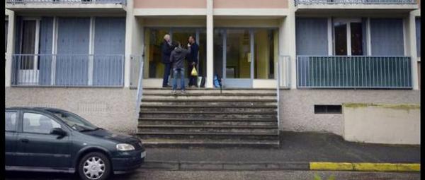 RouteurNews's tweet image. #roubaix : un homme égorgé pour s'être plaint du bruit  routeurnews.com/EMm #été #raisonner #père