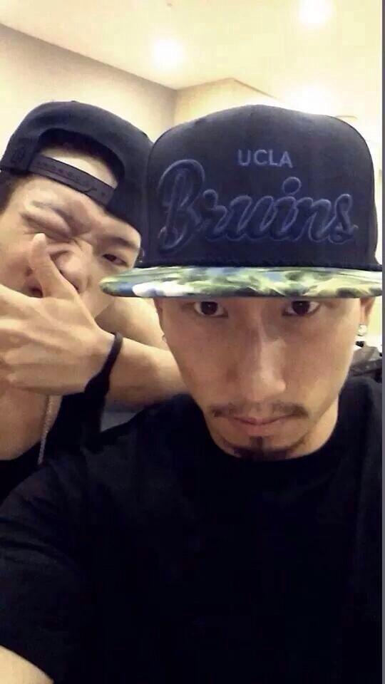 BuLohwwCAAARzcv.jpg:large