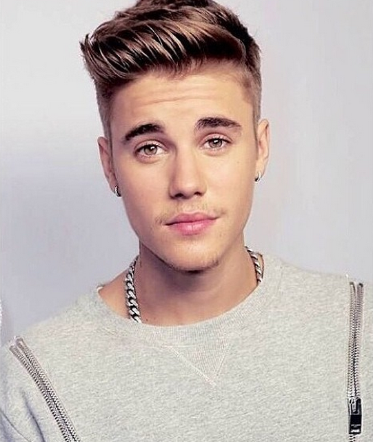 xoJaniina's tweet photo. "Justin Bieber won" 

"How?" 

"Because every Belieber who saw this RT'd" 

#MTVHottest Justin Bieber http://t.co/0eCZ3W0qhn