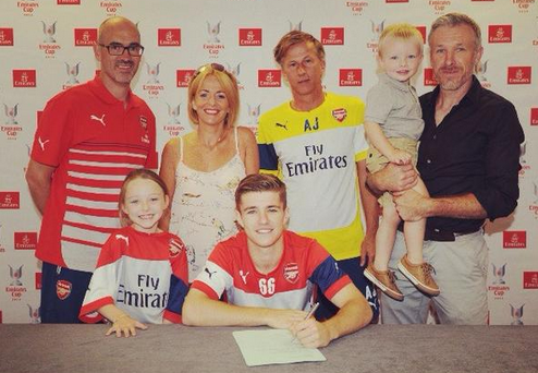 DEAL DONE: Dan Crowley has signed his first professional contract at Arsenal. (Source: @danielcrowley24)