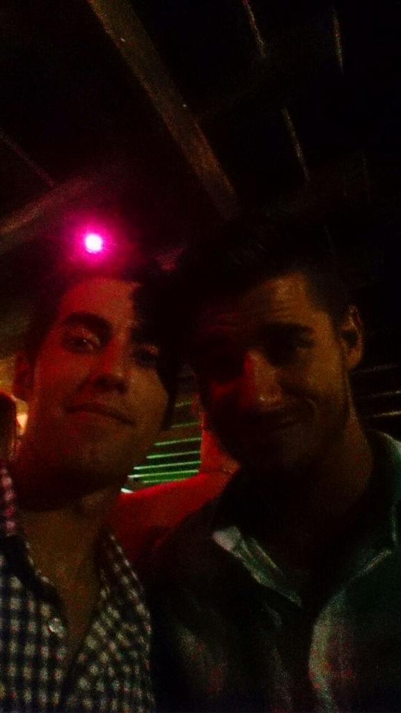 fjcollantes's tweet photo. Finde corto pero intenso con @toby91_ra y muy muy buena compañia mas  jajajaja http://t.co/LdhG1mHQbK