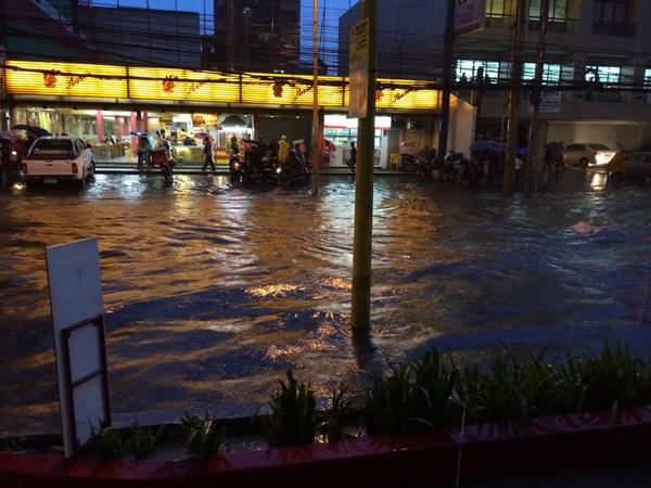 pkmetyk's tweet photo. Baha sa pasong tamo! #TVPatrol http://t.co/tybxRlHqhx
