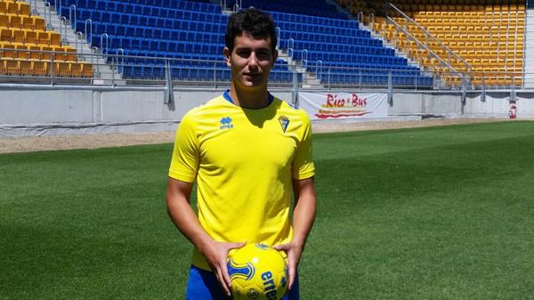 Muy contento e ilusionado para empezar esta nueva etapa en el <a href="/Cadiz_CF/">Cádiz Club de Fútbol</a> 💪💪💪⚽️⚽️⚽️