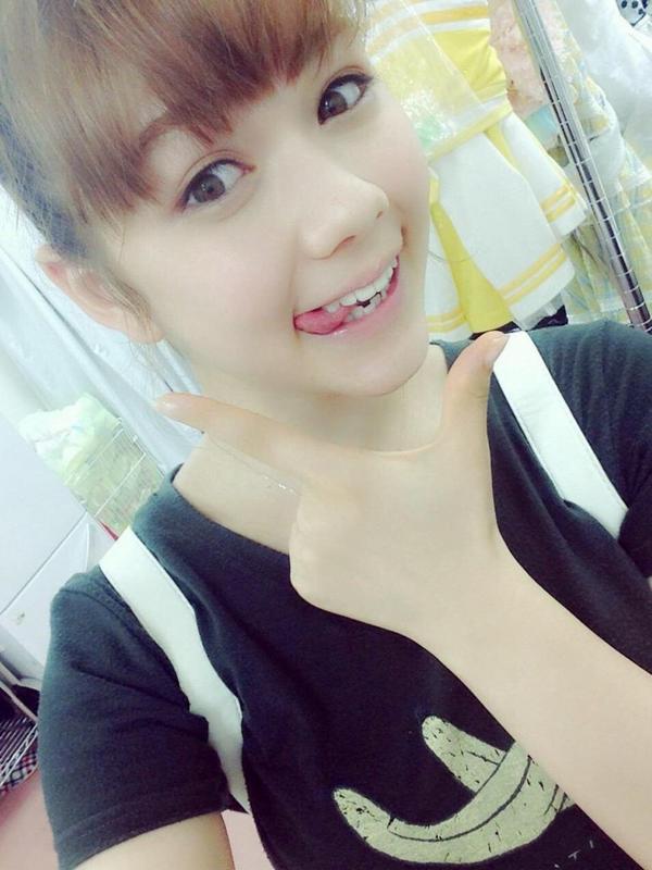 MARNSNG's tweet photo. *

     HKT48 / NMB48
               ↪︎  村重杏奈

自己紹介、140文字じゃ収まらなかった系女子ムラシゲです。
さあさあ、れっつりついーと！

#RTしたnrさんbotさんフォローする

* http://t.co/uWwQBokNR1
