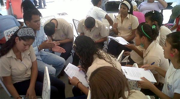 globovision's tweet photo. Afirman que Venezuela carece de calidad educativa http://t.co/Mi96IiXqle http://t.co/K3vXPJGcqa