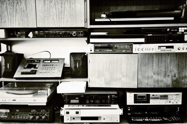 Much easier to carry a #ZoomH4N #soundmatters #weddingsound #soundrecording