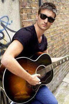 Happy Birthday Tom Parker uhuuuuuuuul <3 <3 <3 