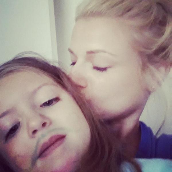 MissBoo123's tweet photo. New roomie and her sexy green moustache #selfiewithmylittlehottie #evieandbeckyarethebest http://t.co/NuCOy2cy54