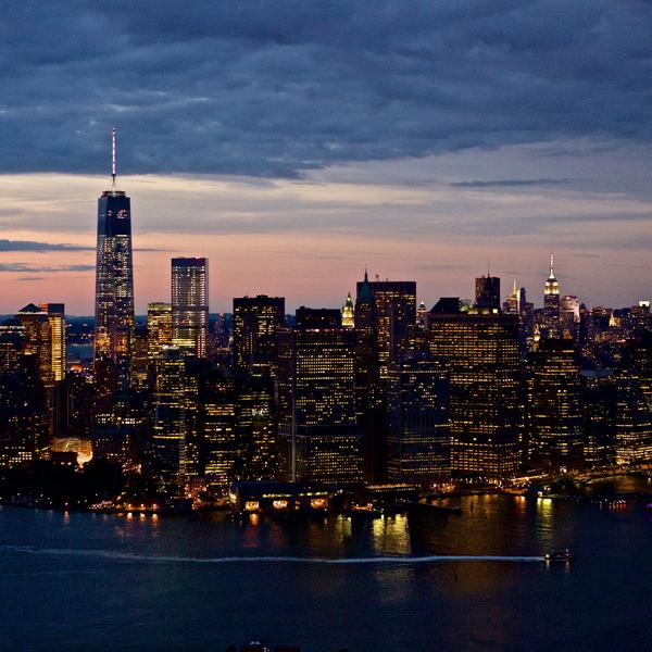 #Beautiful #NYC #Sunset #photography from our friend @JulienLasseur via @NYonAir #NYonAir #ILoveNY