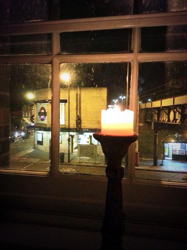 DTCity's tweet image. We will remember them.......#LightsOut #remember #Balham