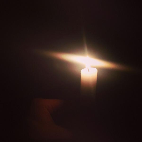 matthewbarksby's tweet image. #singlelight #100YearAnniversary #WW1centenary  #ww1 #WorldWarOne #candle